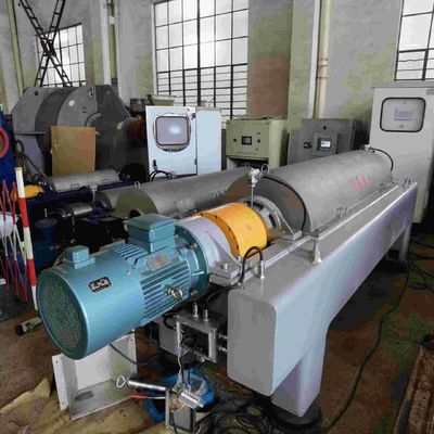 Erklärungs-Schlamm-Entwässerungsdekantiergefäß-Zentrifugen-Einheit der LW-Reihen-450mm hoher ausgezeichneter Produktivitäts-3500kg