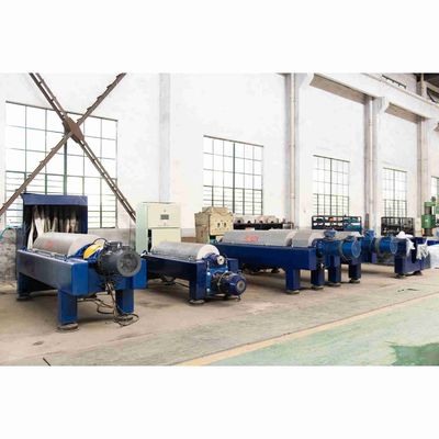 Zentrifugen-Rollen-Entladungs-Trennungs-Ausrüstung LW 2800-3200r/Min High-Performance Drilling Mud Industrial