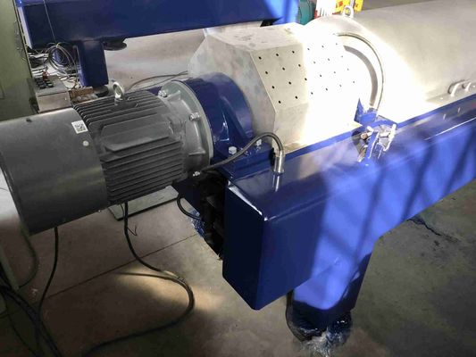 Entwässerungsdekantiergefäß zentrifugiert des Dreiphasenschlamm-3200rpm horizontales ununterbrochenes